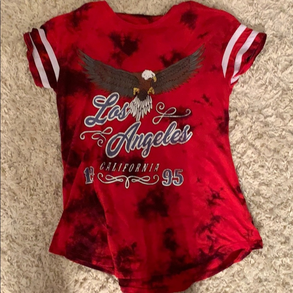 tie die red shirt